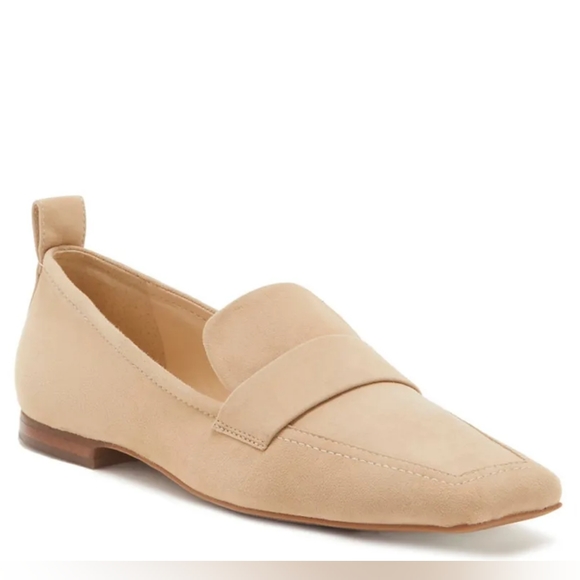 ❌SOLD❌ Vince Camuto Emenlyn Beige Leather Loafer - Picture 3 of 9